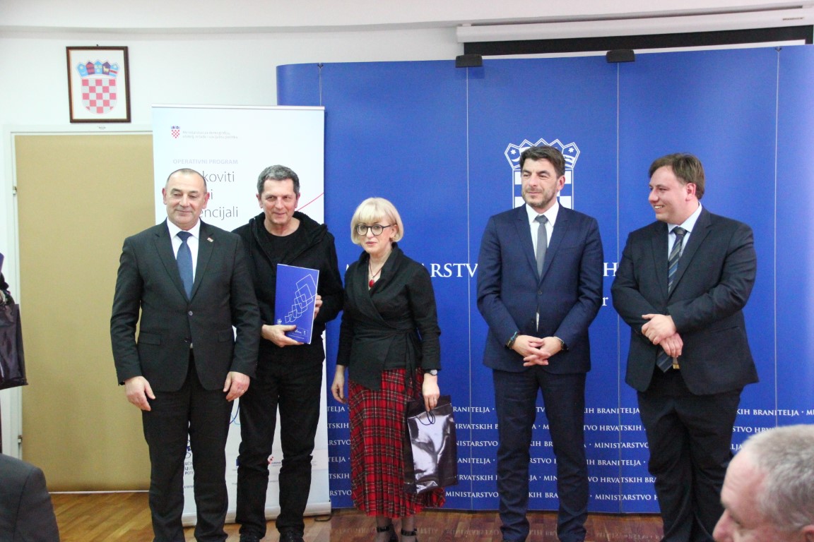 Potpisan Ugovor o financiranju projekta "Promocija i umrežavanje usluga psihosocijalne pomoći i zdravstvene skrbi za hrvatske branitelje i stradalnike Domovinskog rata"