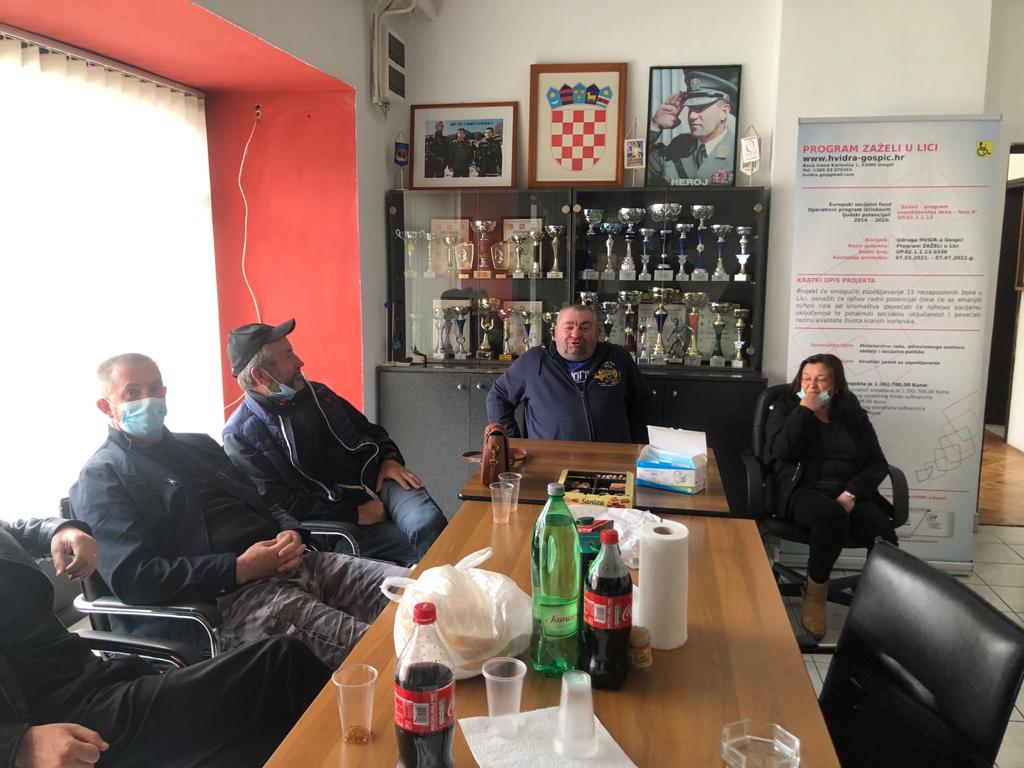  Održan 1. ciklus radionica u Klubu veterana u Sinju na temu "Programi psihosocijalne pomoći i podrške" 